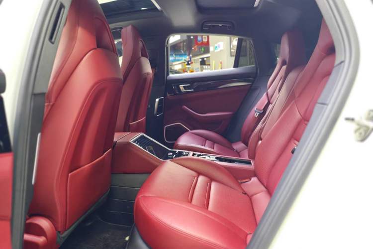 Used Porsche Panamera 2023 Panamera 4 E-Hybrid Platinum Edition 2.9T
