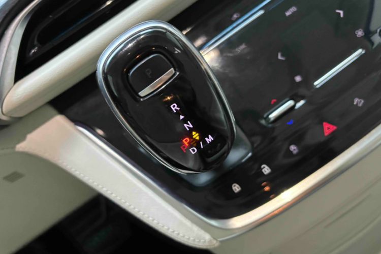 Used Buick GL8 2020 Avenir Avia Six-Seat Deluxe Edition
