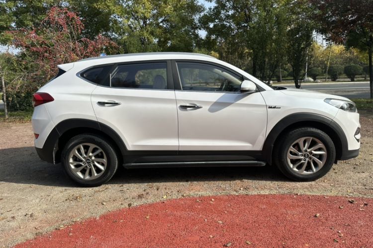 Used Hyundai Tucson 2015 1.6T Dual-Clutch Two-Wheel-Drive Smart Model