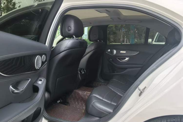 Used Mercedes-Benz C-Class 2016 C 200 L Sport Edition
