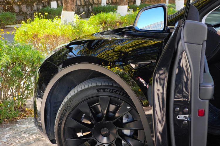 Used Tesla Model Y 2022 Rear-Wheel-Drive Version