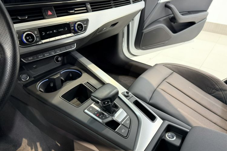 Used Audi A4L 2020 40 TFSI Luxury Prestige Edition
