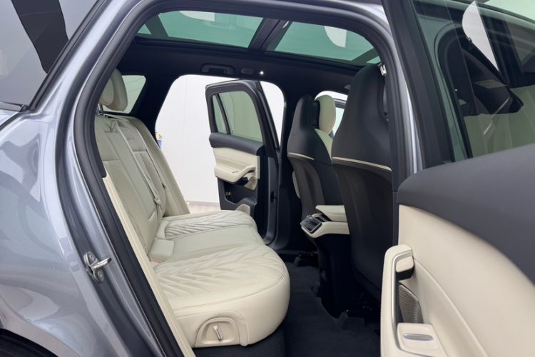 Used Nio ES6 2025 75 kWh
