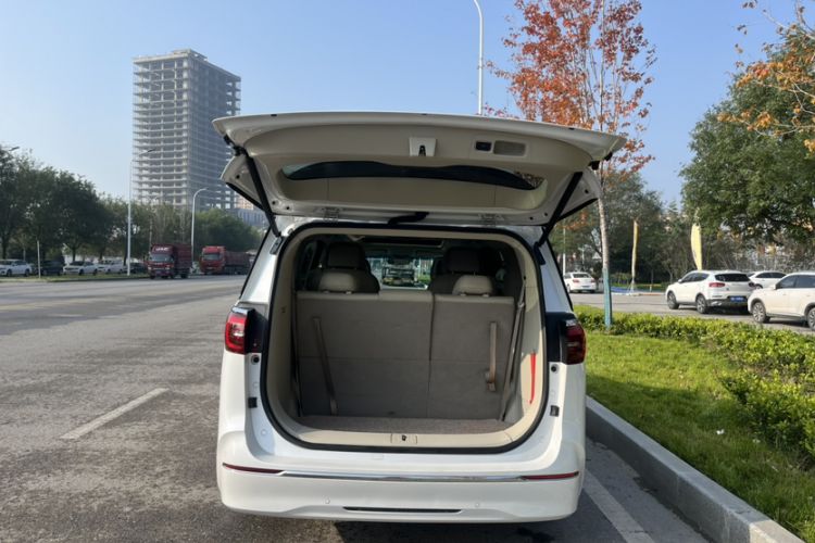 Used Buick GL8 2020 ES Land Cruiser 653T Comfort Edition
