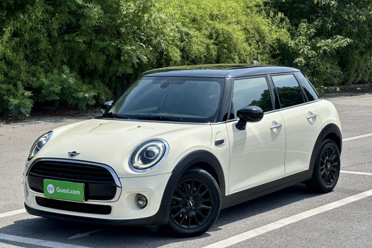 Used  MINI 2019 1.5T COOPER Classic Edition Five-Door Version
