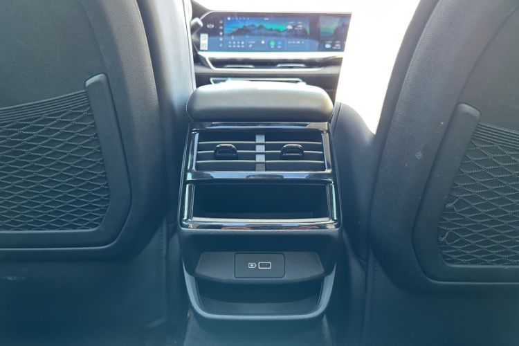 Used Geely Auto Monjaro L 2022 1.5T Leishen Hi·F Plug-in Hybrid Super Xun
