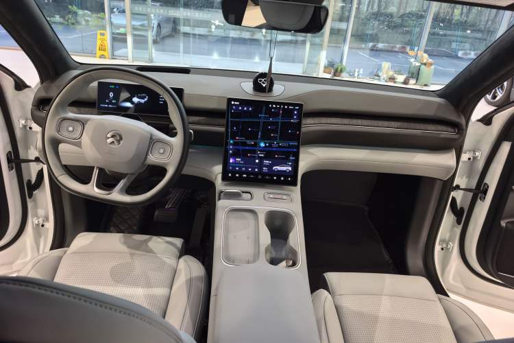 Used Nio ES6 2024 75 kWh