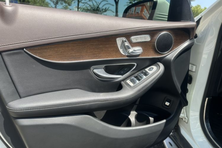 Used Mercedes-Benz GLC 2021 GLC 260 L 4MATIC Luxury Model
