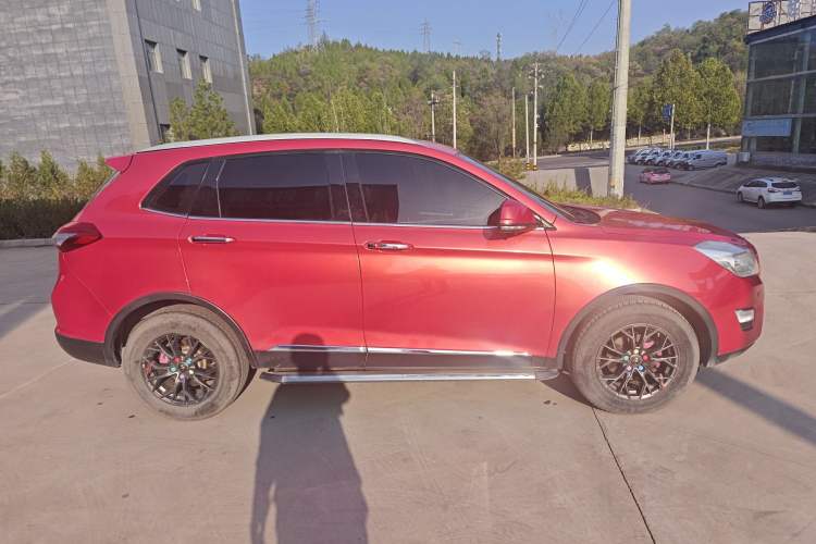 Used BAIC Senova X65 2015 2.0T Automatic Elite Model