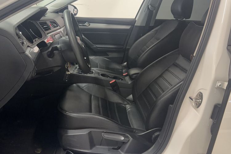 Used Volkswagen Lamando 2018 230TSI DSG Fashion Edition
