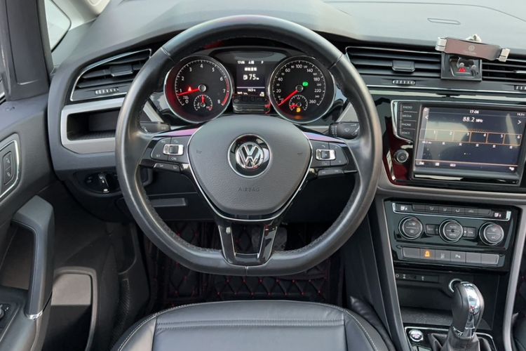 Used Volkswagen Touran 2018 Volkswagen Touran L 280TSI DSG Boundary Edition 7 Seats China V Emission Standard
