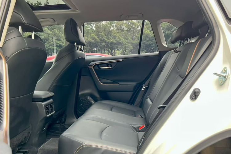 Used Toyota Wildlander 2024 2.0L CVT Two-Wheel Drive Urban Edition