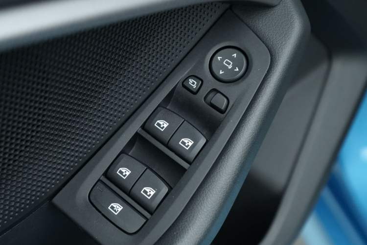 Used BMW 2 Series 2021 225i 4-Door Coupe M Sport Package
