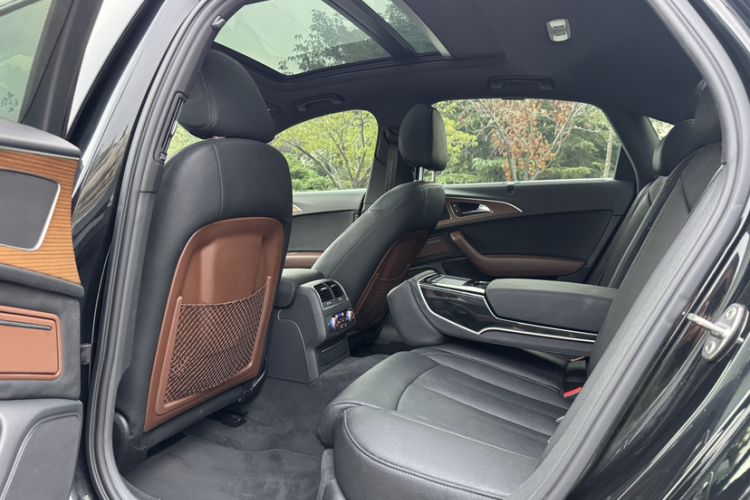 Used Audi A6L 2018 30th Anniversary Edition 45 TFSI quattro Sport model
