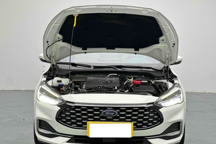 Used Ford Focus 2021 Sedan EcoBoost 180 Automatic Trendy Model