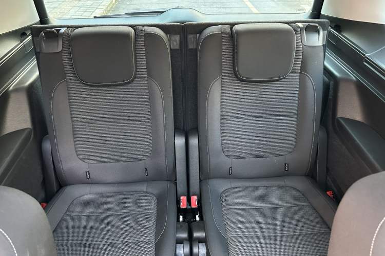 Used Volkswagen Sharan 2018 Revised Version 380TSI Comfort Edition 7-Seater
