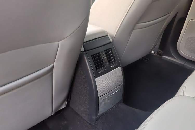 Used Skoda Octavia 2014 1.4TSI DSG Yijun Edition
