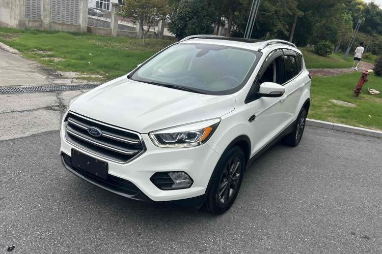 Used Ford Kuga 2019 EcoBoost 180 Two-Wheel-Drive Platinum Edition China VI Standard
