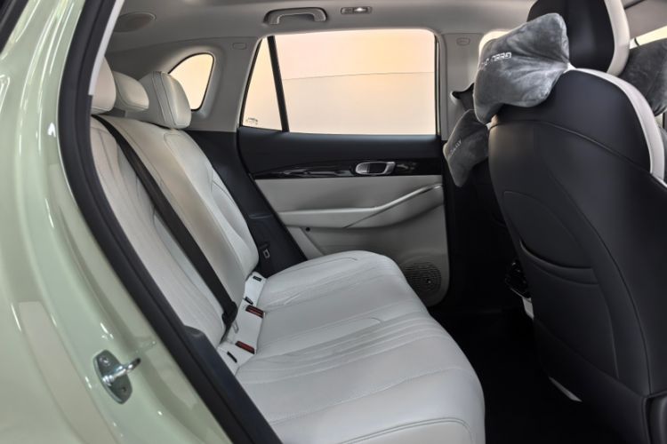 Used  E5 2024 440km Exploration Version
