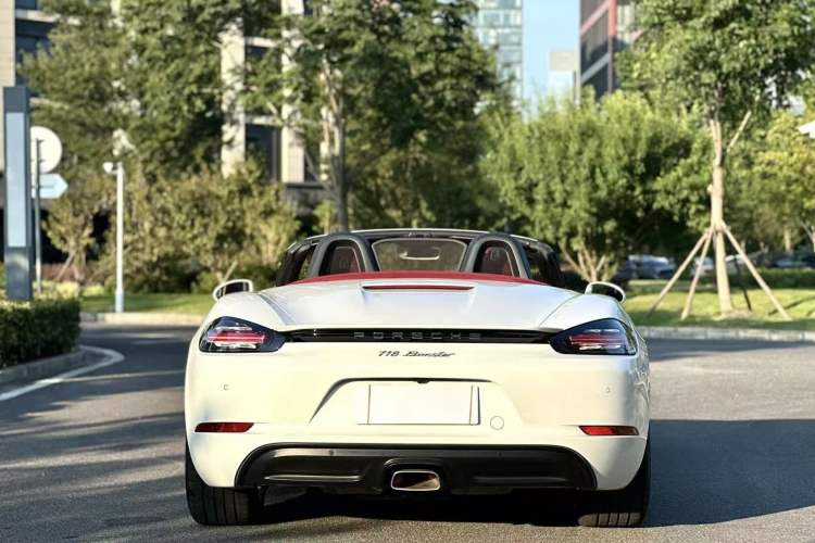 Used Porsche 718 2022 Boxster 2.0T
