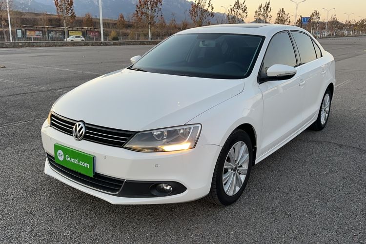 Used Volkswagen Sagitar 2014 1.4TSI Manual Luxury Model
