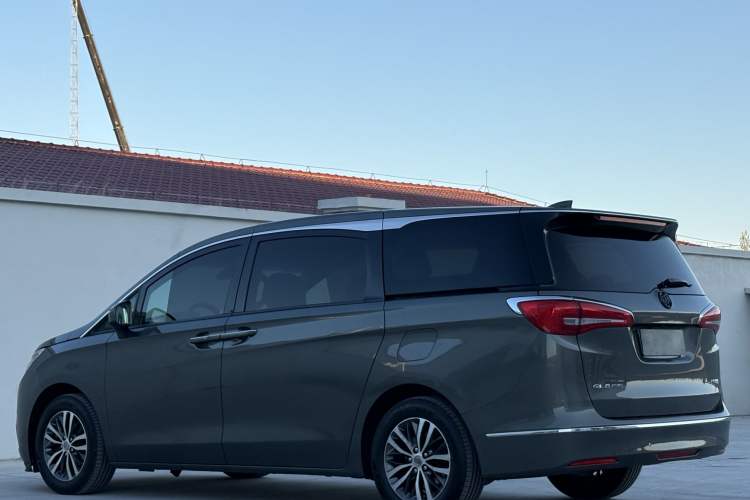 Used Buick GL8 2017 ES 28T Luxury Model China V Standard
