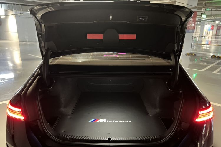 Used BMW i5 2025 eDrive 40L M Sport Package
