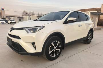 Used Toyota RAV4 2019 2.0L CVT Two-Wheel Drive Luxury Version China VI Standard