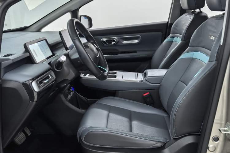 Used AION Y 2023 Younger Star Edition
