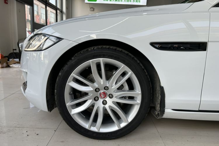 Used Jaguar XFL 2020 XFL 2.0T P200 Two-Wheel-Drive Rally Flag Edition
