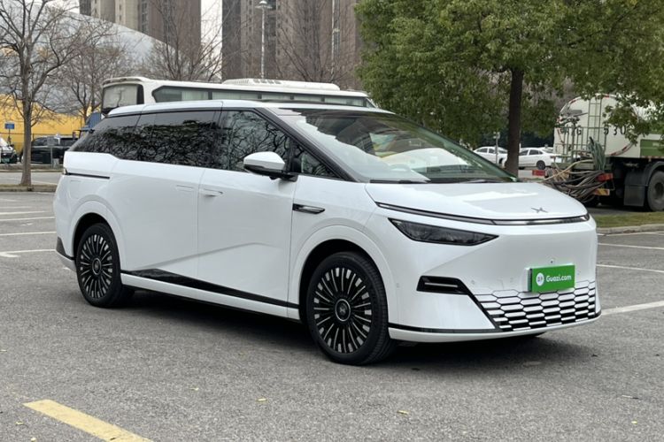 Used XPeng X9 2025 740 Ultra-Long Range Max
