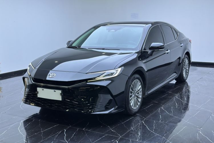 Used Toyota Camry 2024 Dual-Motor 2.0 HG Premium Edition
