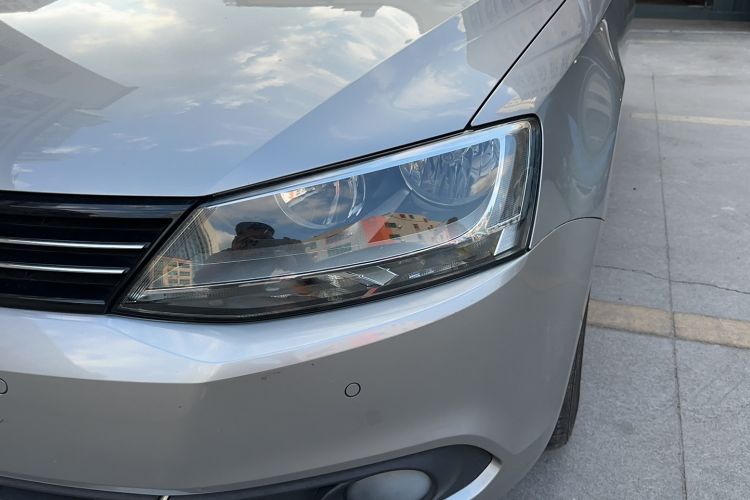 Used Volkswagen Sagitar 2014 Revised Version 1.4TSI Automatic Luxury Edition
