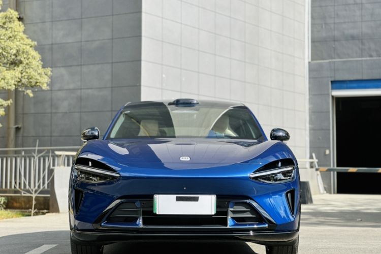 Used  YU7 2025 Ultra-Long Range High-Performance All-Wheel-Drive Max Edition