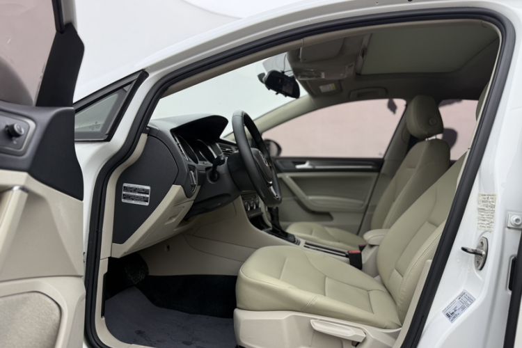 Used Volkswagen Golf 2015 1.4TSI Automatic Comfort Model