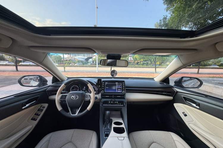 Used Toyota Avalon 2019 2.0L XLE Premium Edition China VI
