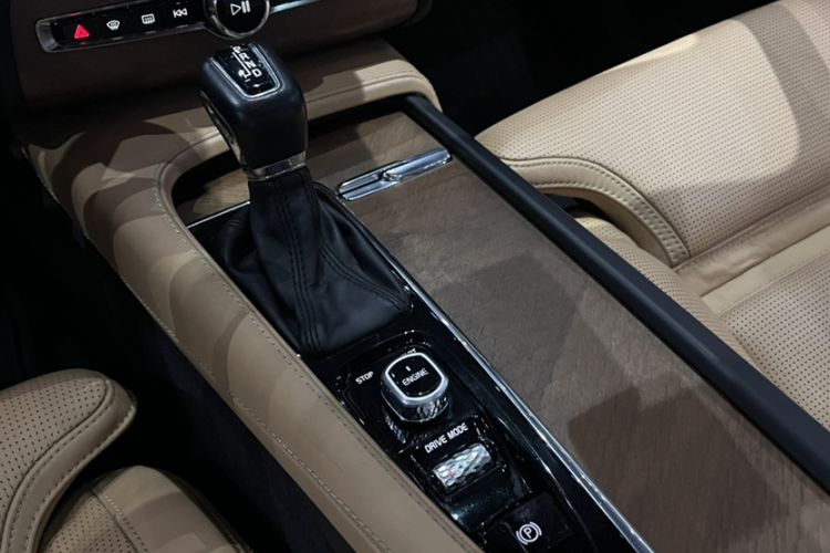 Used Volvo XC90 2017 T6 Prestige 7-Seater
