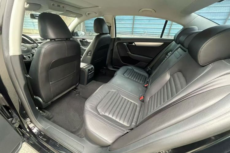 Used Volkswagen Magotan 2015 1.8TSI Advanced Model
