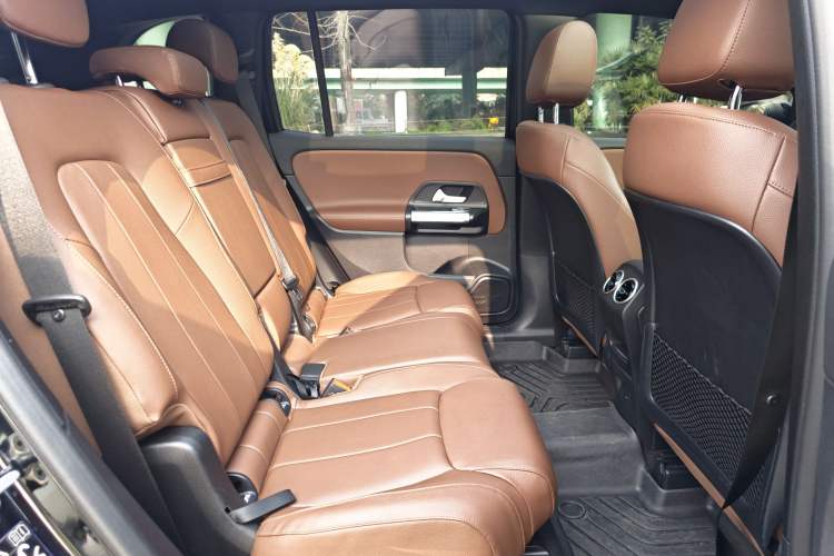 Used Mercedes-Benz GLB 2022 Updated GLB 200 Fashion Edition
