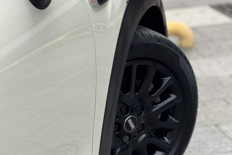 Used  MINI 2021 1.5T COOPER Classic Edition
