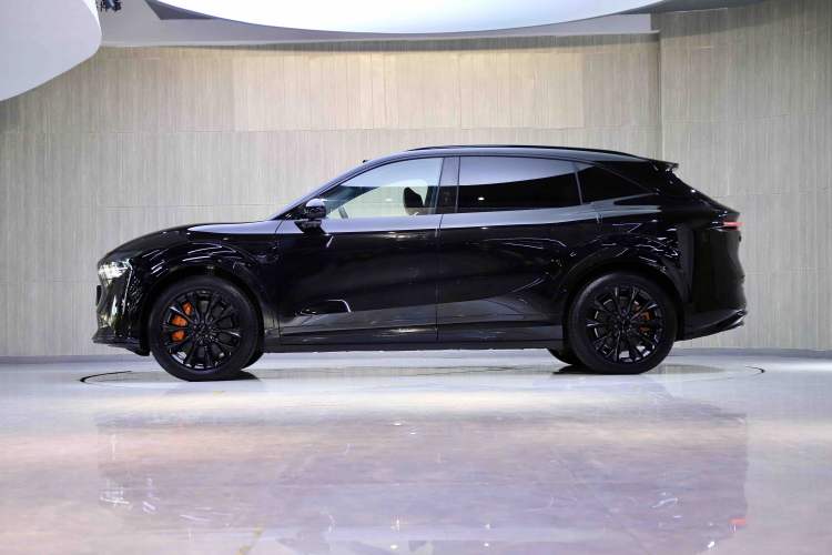 Used Zeekr 7X 2025 100 kWh Long-Range Rear-Wheel Drive with Intelligent Driving Features
