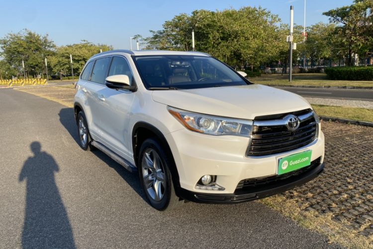 Used Toyota Highlander 2017 2.0T Two-Wheel Drive Luxury Edition 7 Seats