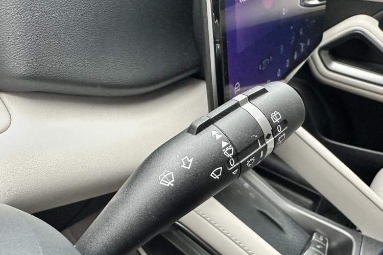 Used BYD Yuan UP 2024 401KM Leading Edition
