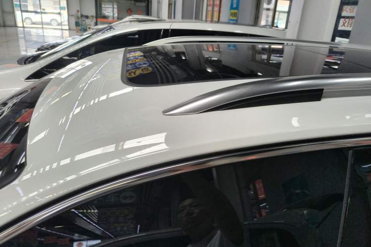 Used Volkswagen Tiguan L 2023 330TSI Automatic Two-Wheel Drive R-Line Enjoyment Edition
