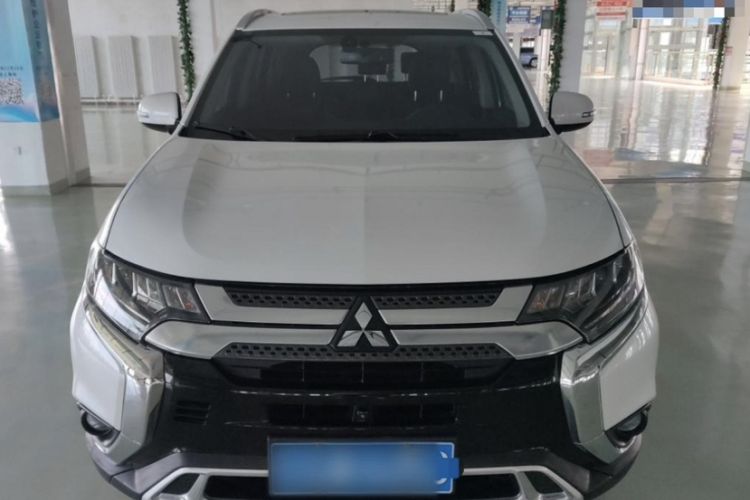 Used Mitsubishi Outlander 2020 2.4L 4x4 Zhi Xiang Edition 5 Seats