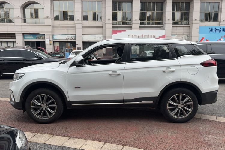 Used Geely Auto Emgrand X7 Sport 2018 1.8TD Automatic Two-Wheel Drive Smart Connect 4G Internet Edition
