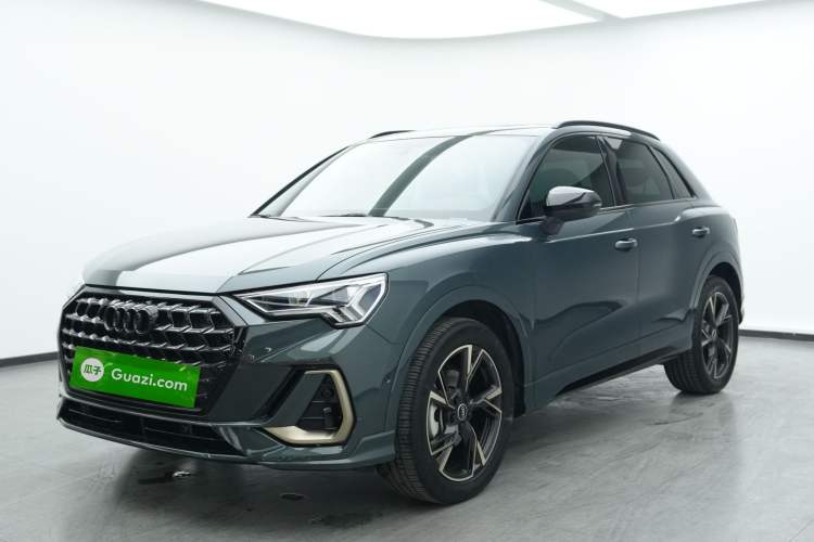 Used Audi Q3 2024 40 TFSI RS Package Performance Model