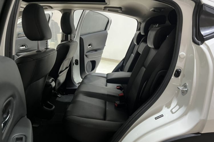 Used Honda Vezel 2020 1.5L CVT Pioneer Edition
