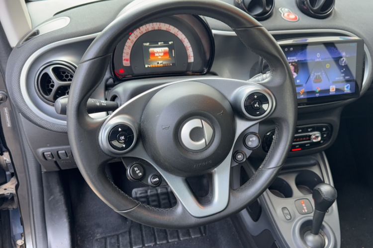 Used  fortwo 2015 1.0L 52 kW Hardtop Passion Edition
