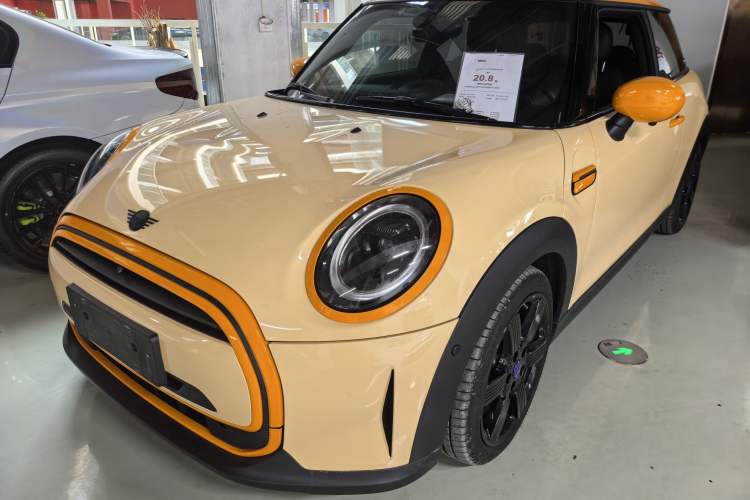 Used  MINI 2023 1.5T COOPER Midnight Escape Special Edition

